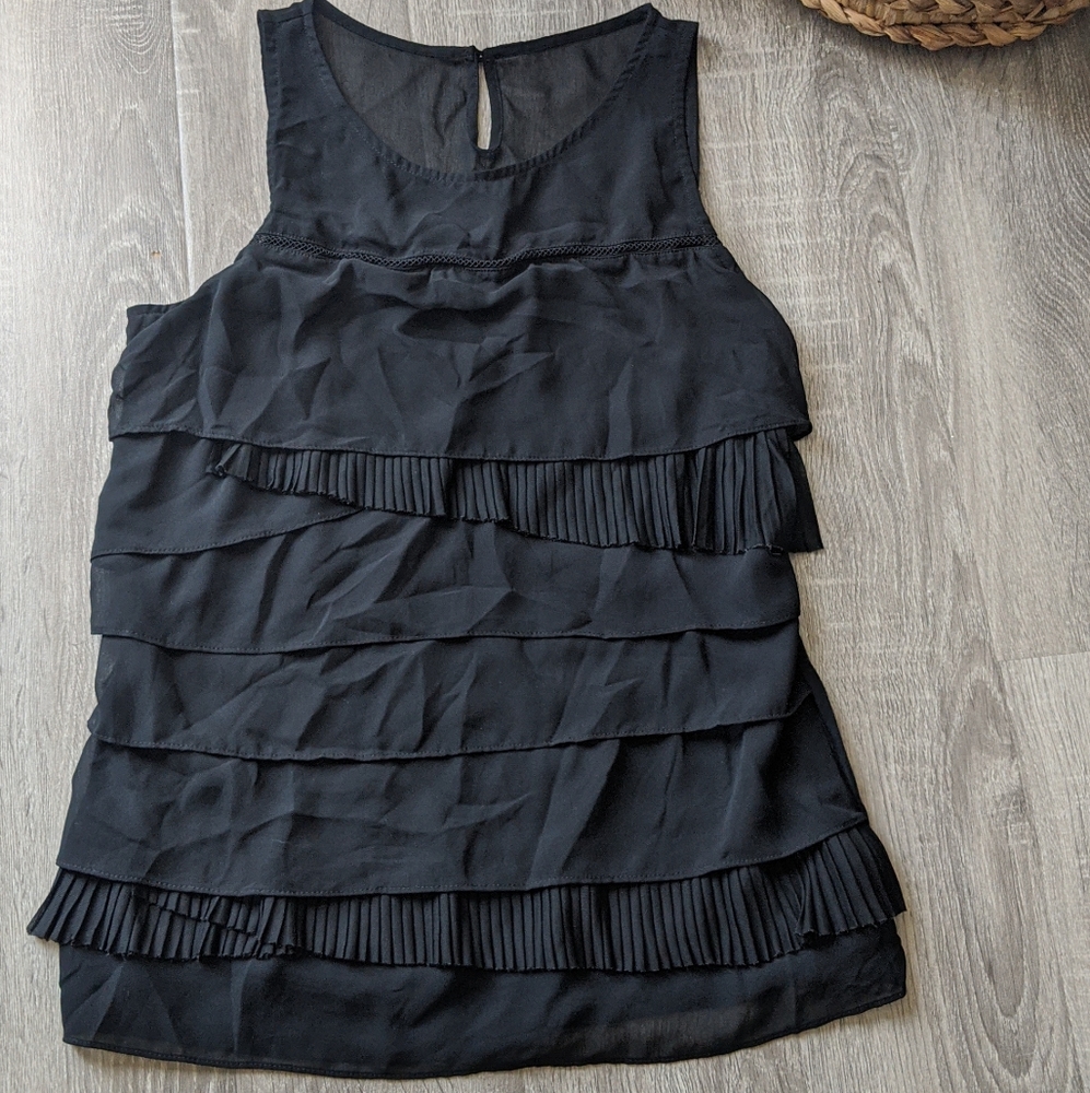 Cute Ruffles Blouse | Size S | Express